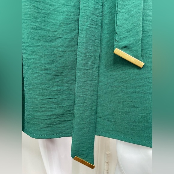 Fashion Nova  NWT Hunter Green Mini Shirt Dress with gold embellishments - Picture 8 of 11